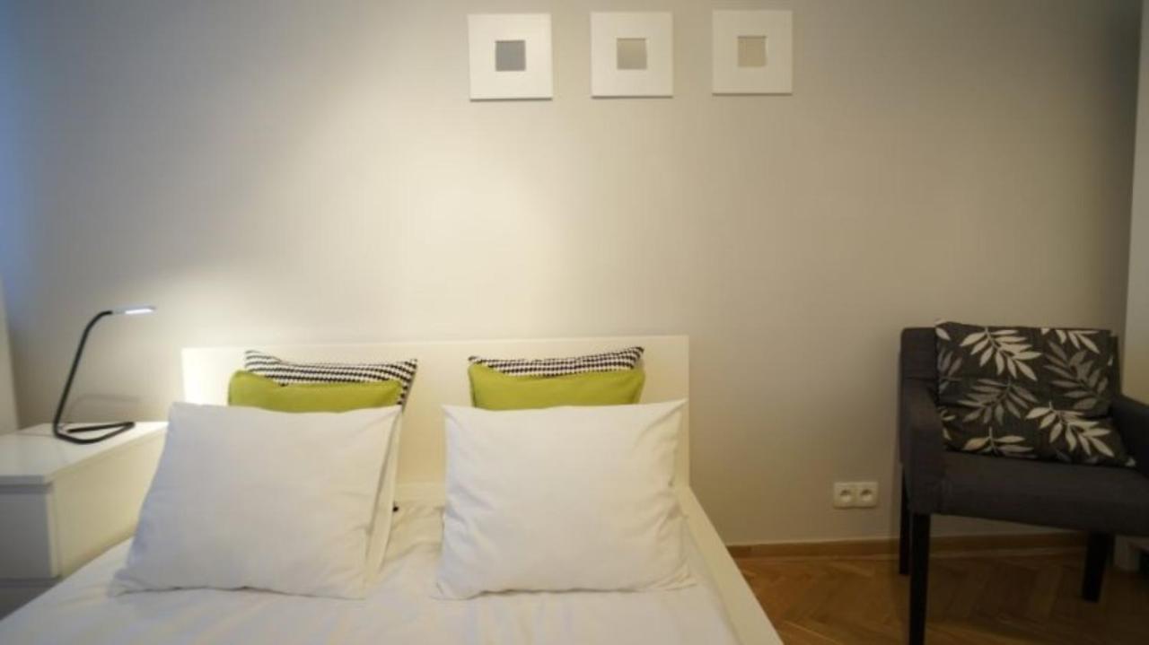 Bagno 16 . Air conditioning . Varsavia Esterno foto
